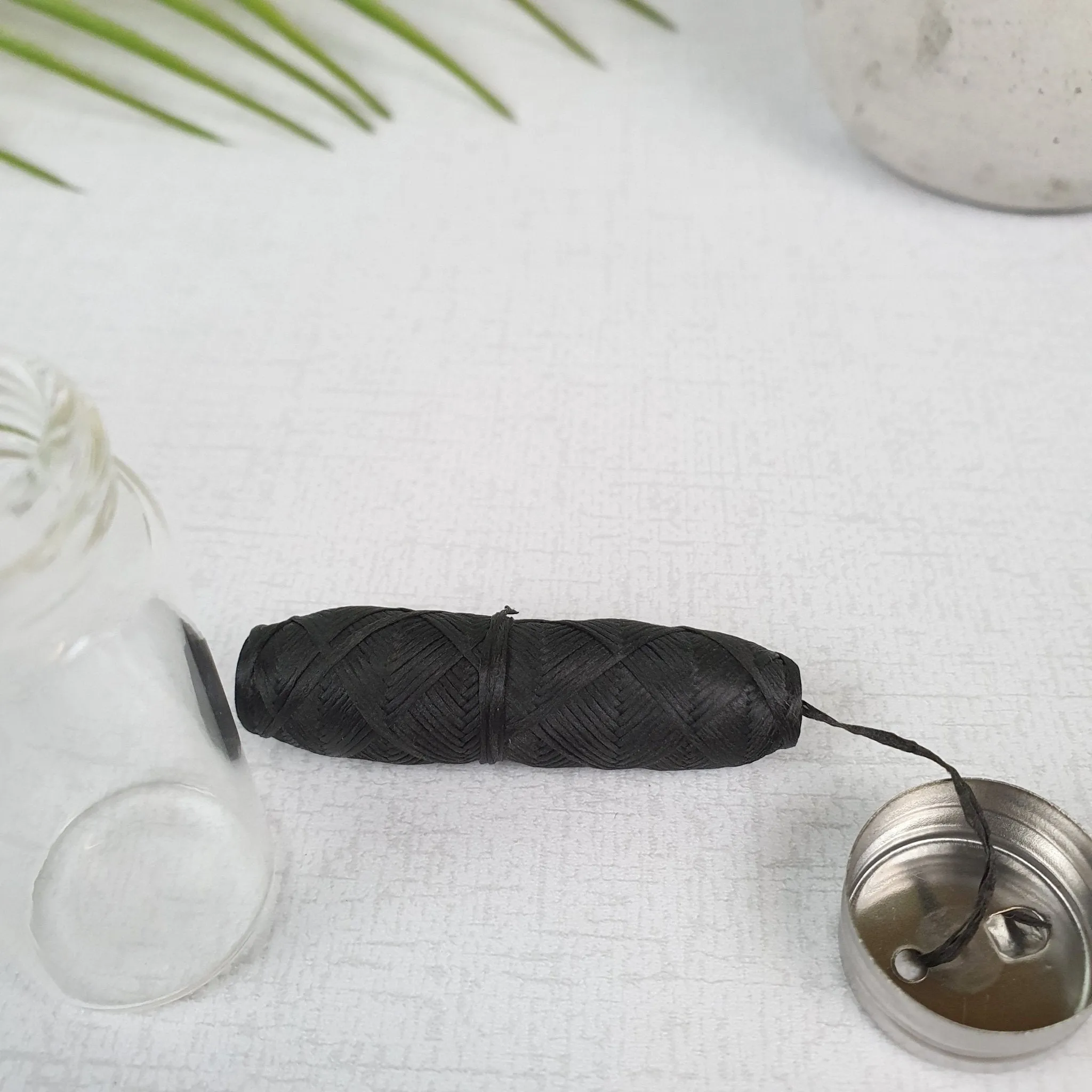 Bamboo Charcoal / Corn Fibre Dental Floss - Fresh Mint
