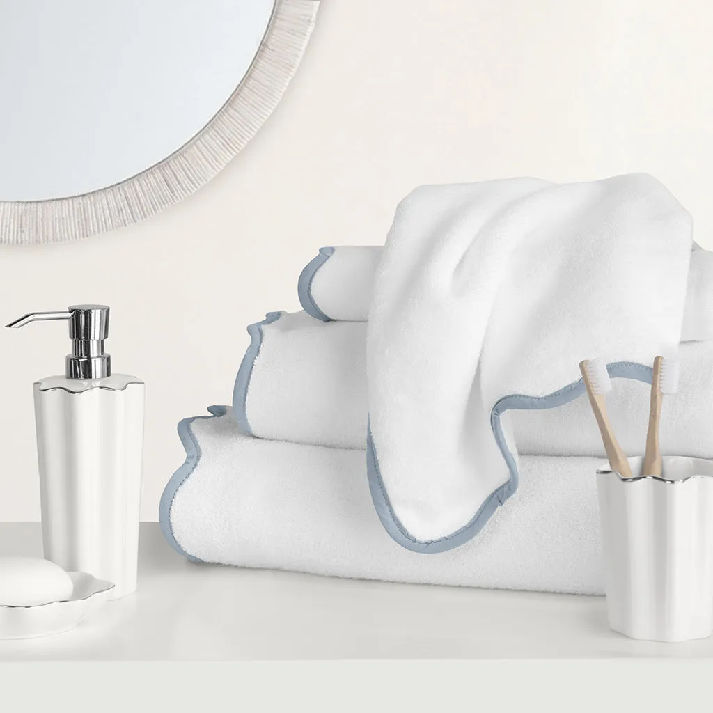 Blue Scalloped Plush White Towel Essentials Bundle (2 Wash   2 Hand   2 Bath Towels)