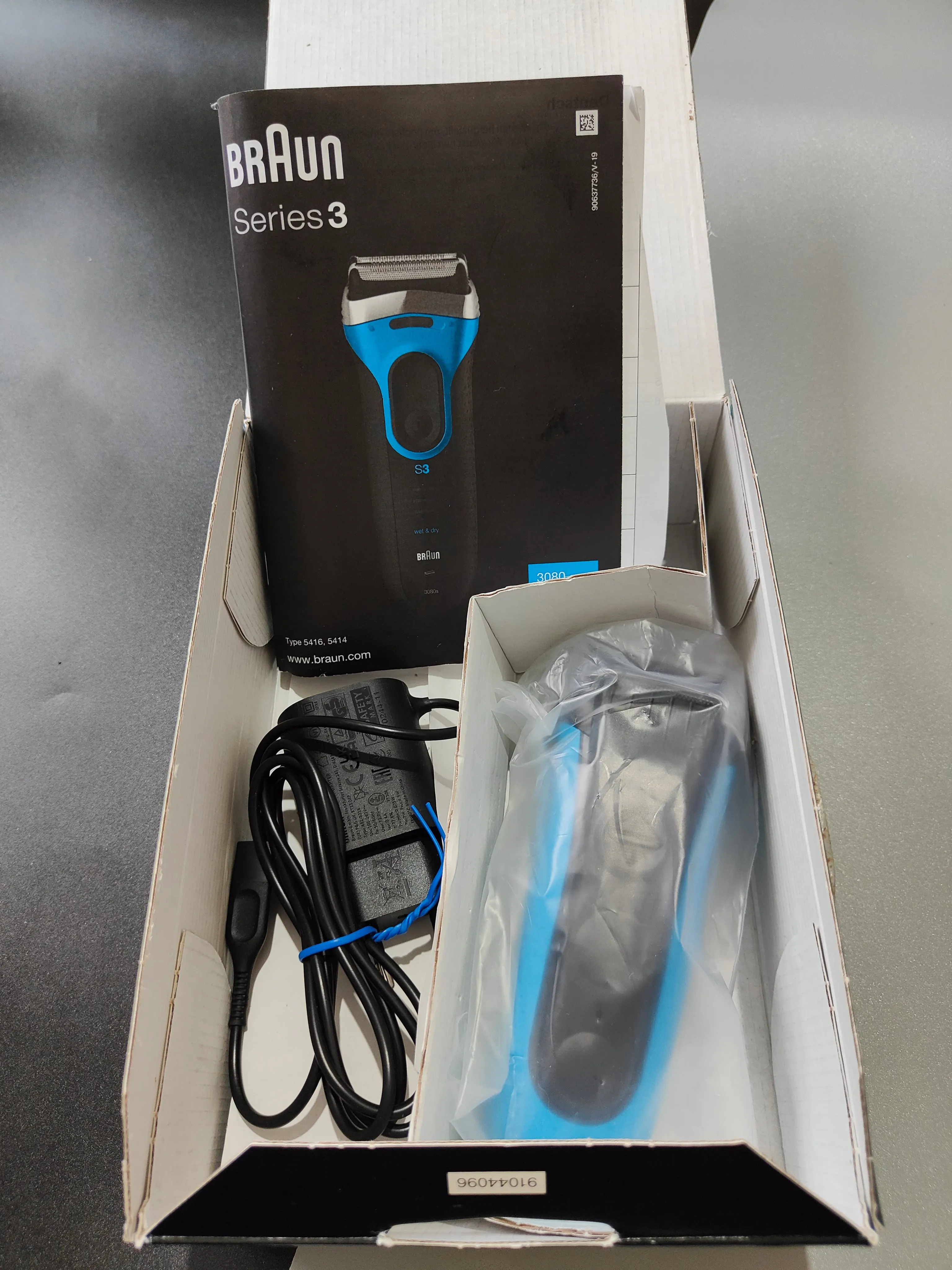 Braun Series 3 ProSkin Cordless Electric Foil Shaver - Wet/Dry