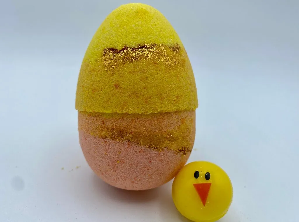 Chick Ball Egg Bath Bomb