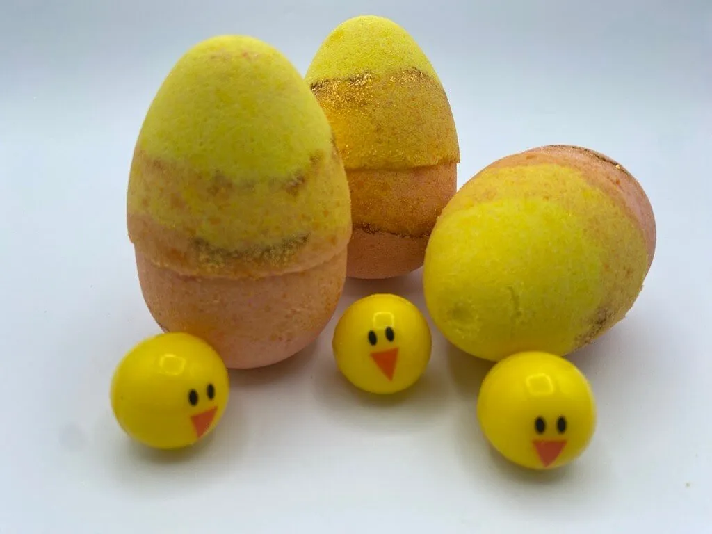 Chick Ball Egg Bath Bomb