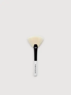 Cosmetic Mini Brush For Peeling | Team Dr. Joseph