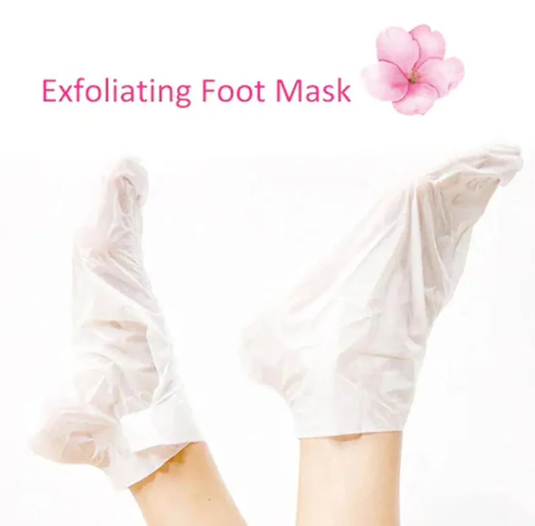 DAISO Foot Care Mask 1pc