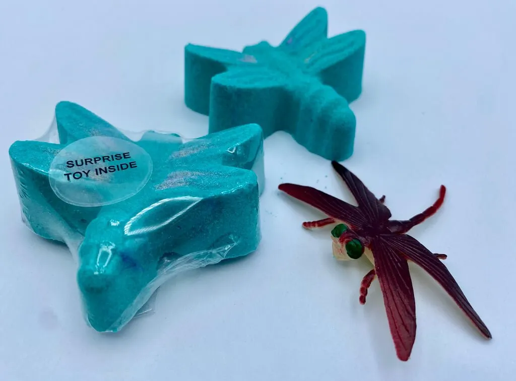 Dragonfly Bath Bomb with Toy Flying Insect Inside