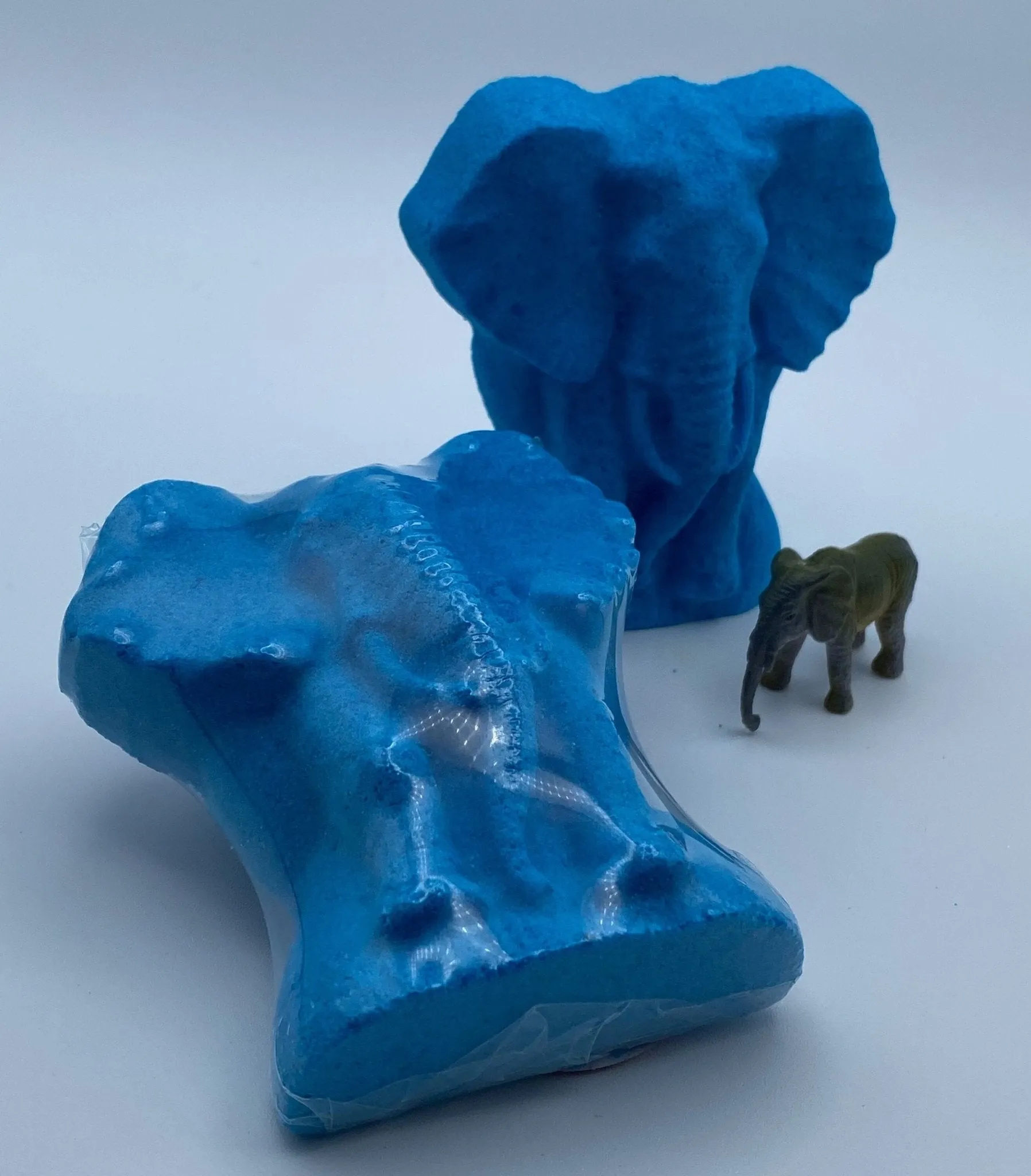 Elephant Kids Bath Bomb with Toy Inside