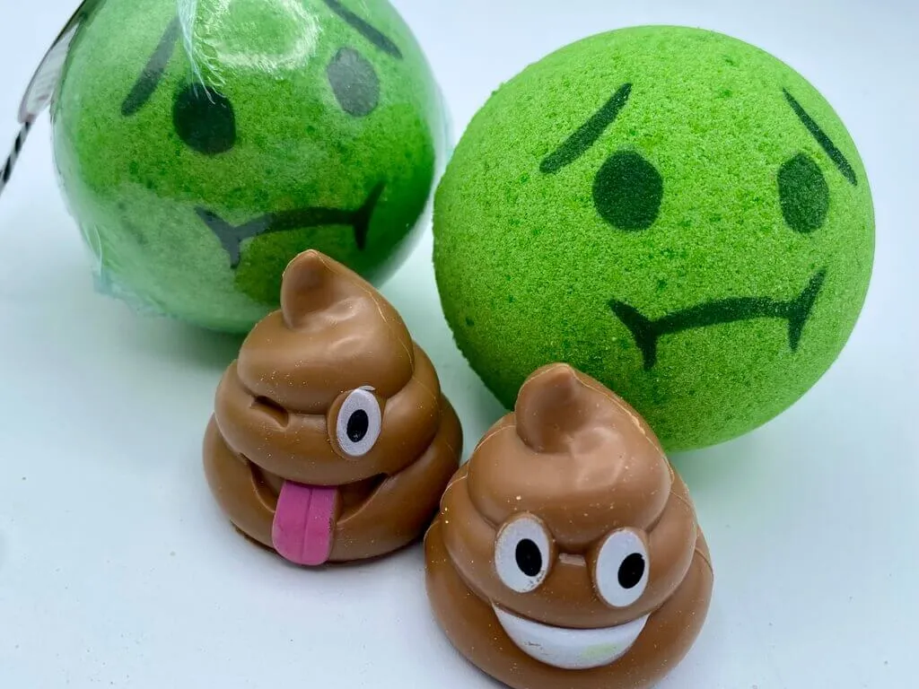 Emoji Bath Bombs Party Pack (with Toys Inside) - 6 ct