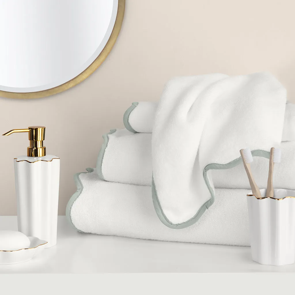 Green Scalloped Plush White Towel Resort Bundle (4 Wash   4 Hand   4 Bath Towels   2 Bath Sheets)