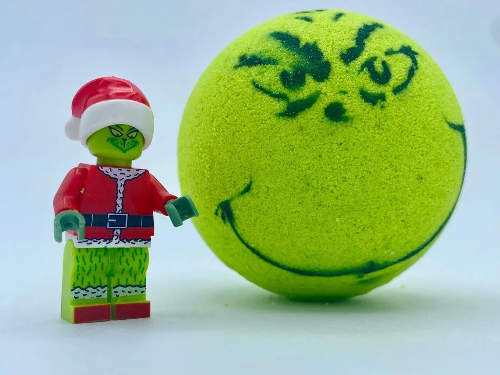 Grinch Kids Bath Bomb with Toy Grinch Mini Figure Inside