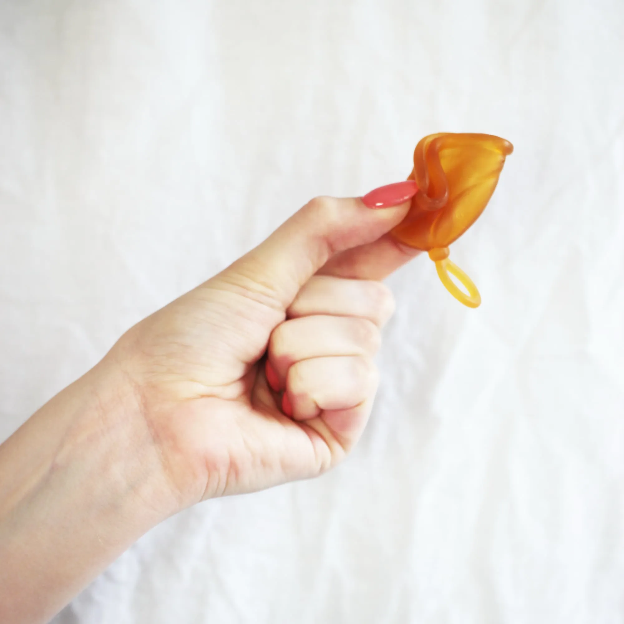 Hevea Loop Menstrual Cup, Natural