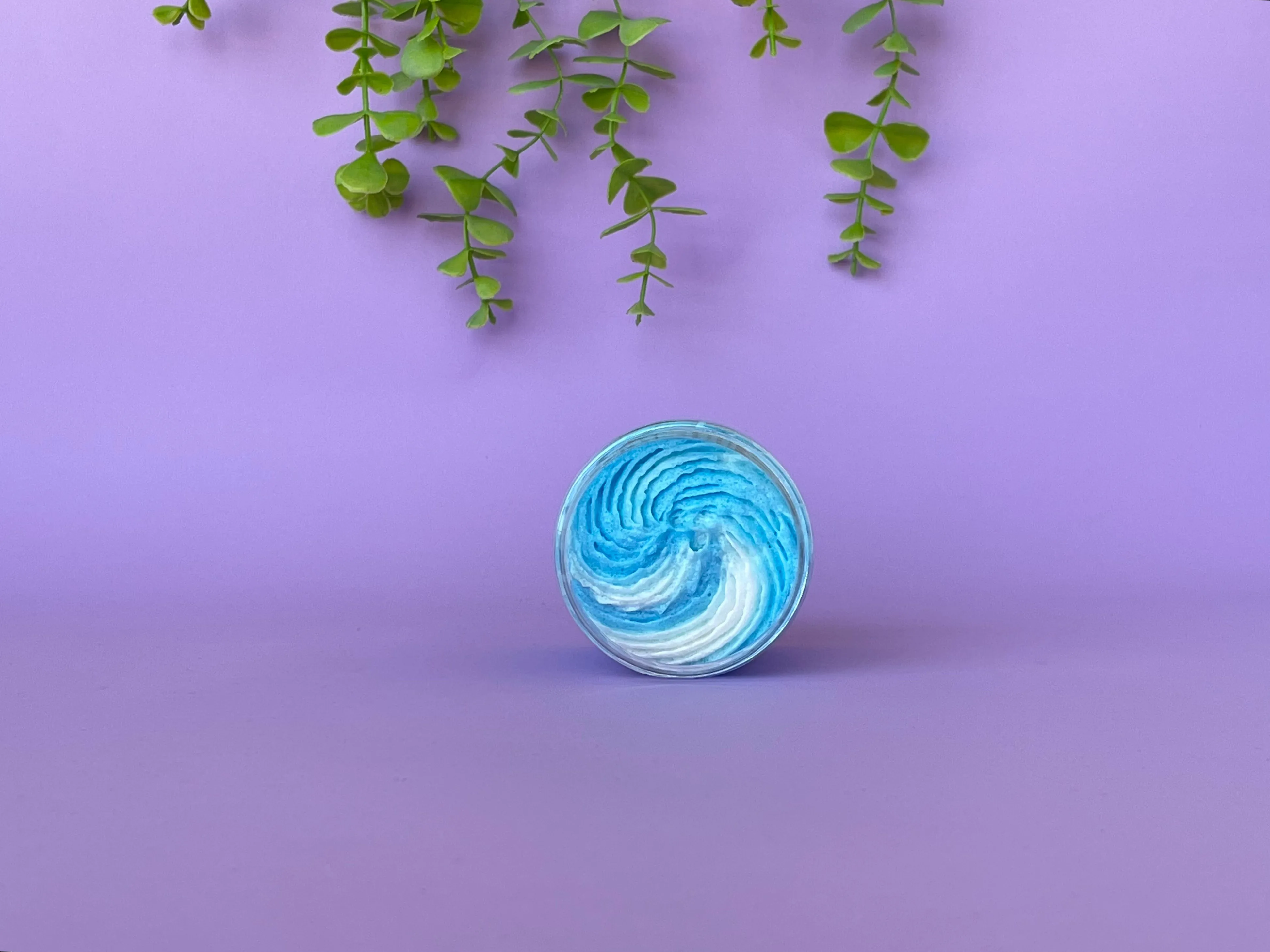 ICE QUEEN FOAMING BODY SCRUB