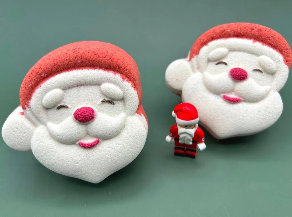 Jolly Santa Kids Bath Bomb with Santa Minifigure Inside