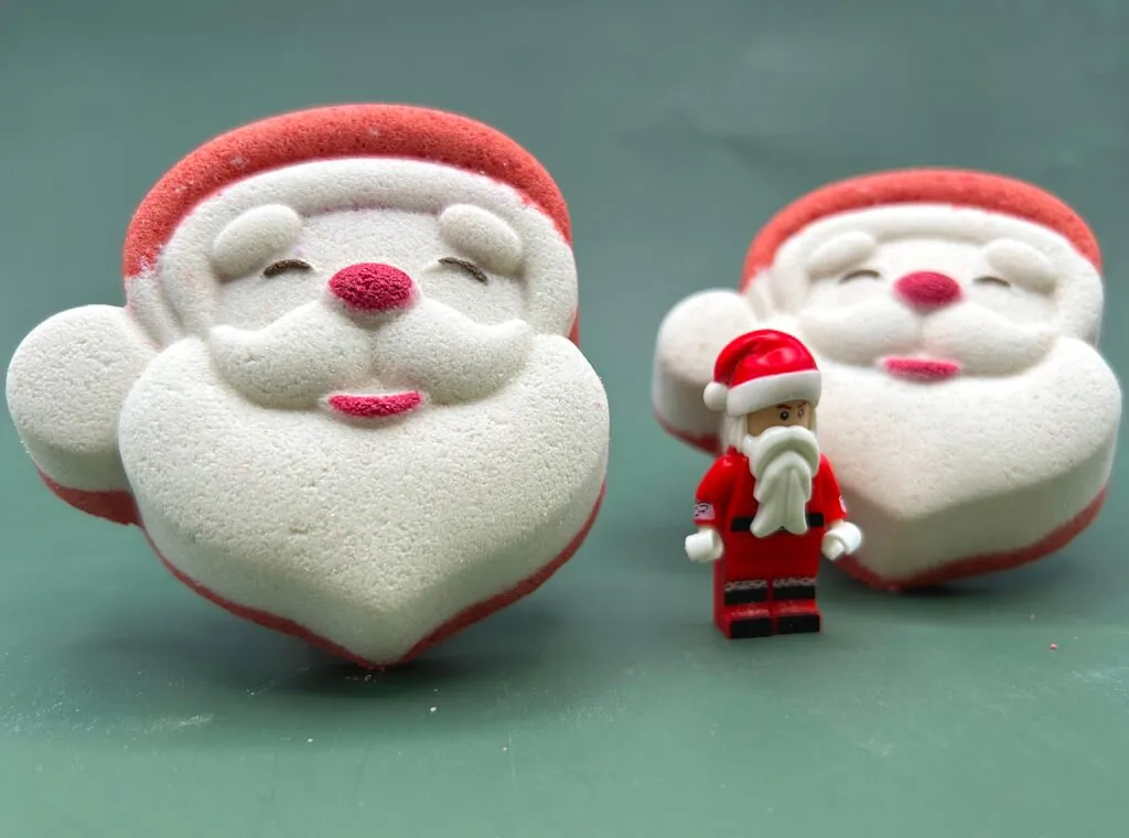 Jolly Santa Kids Bath Bomb with Santa Minifigure Inside