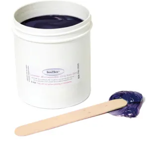 LAVENDER LIQUID SOFT STRIP WAX 16 OZ MICROWAVEABLE PLASTIC JAR