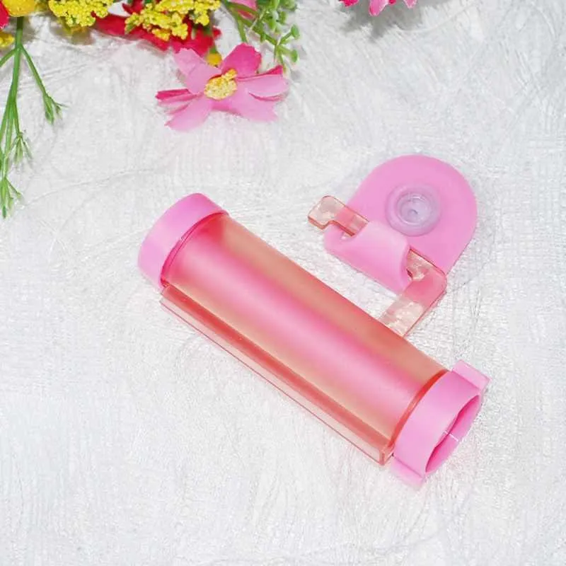 Little partner toothpaste squeezer