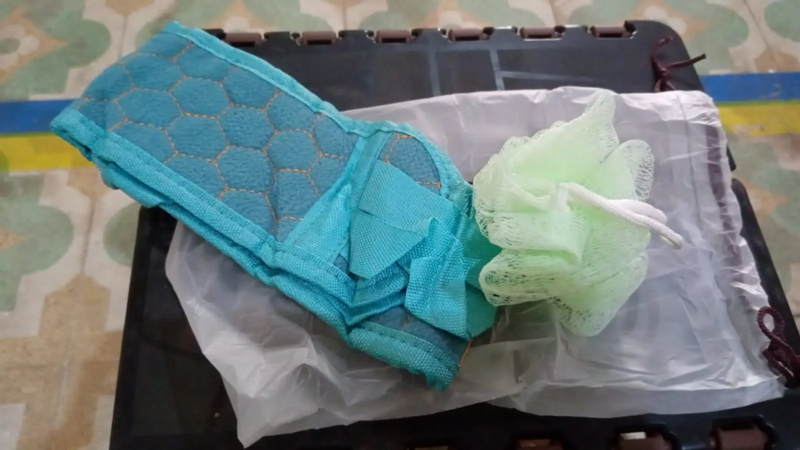 Long Handle Loofah & Scrubber Set – Deep Clean Bath Brush (2 Pcs)