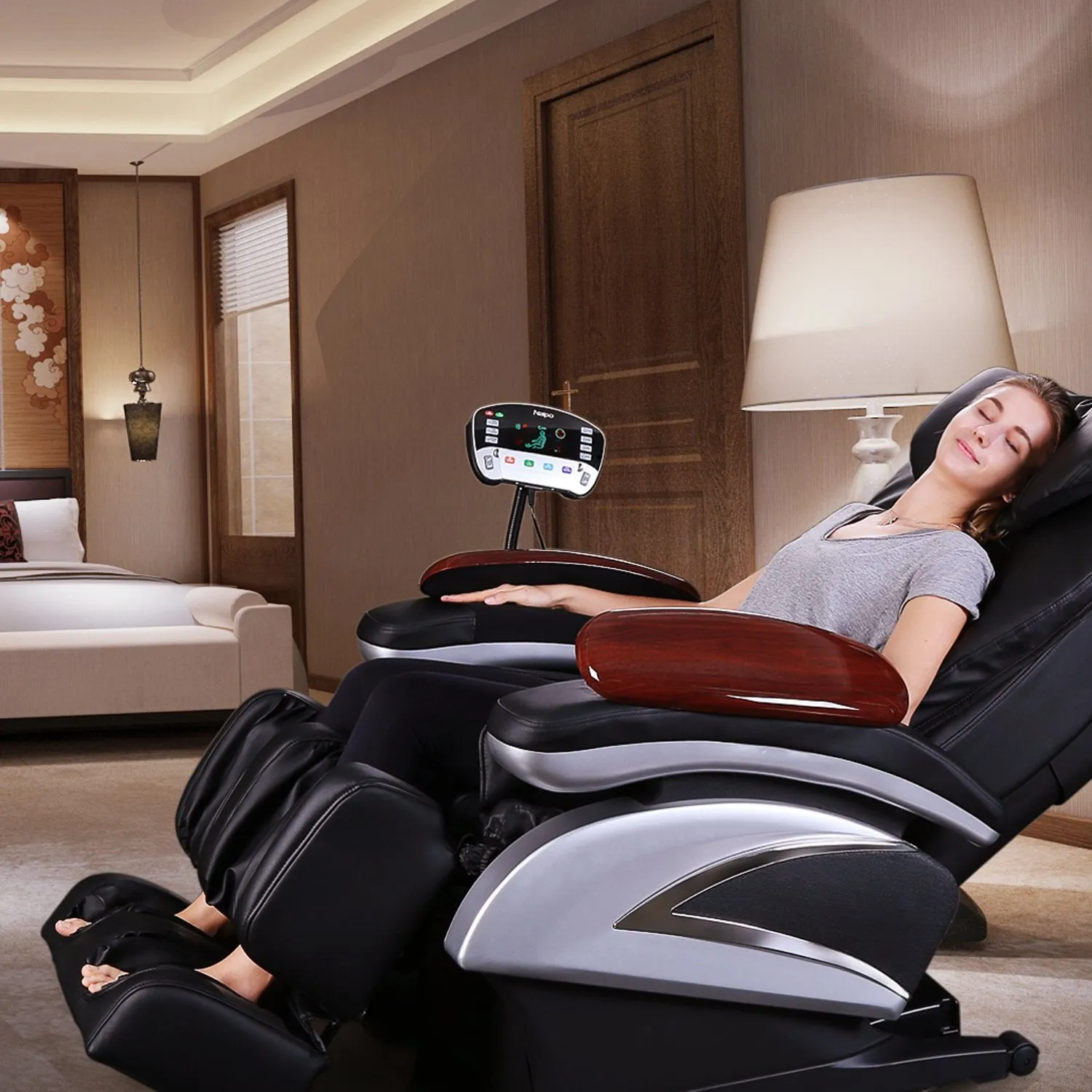 Naipo Shiatsu Massage Chair for Full Body Massage