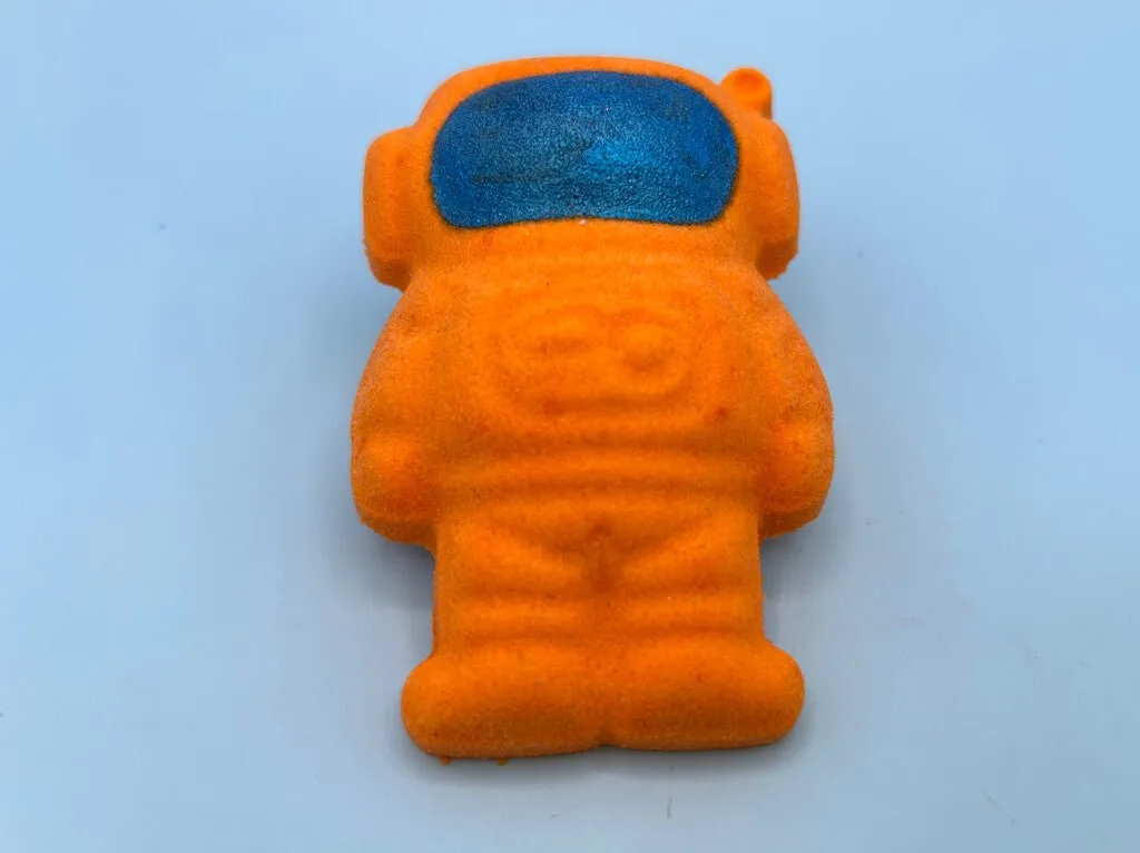 Outer Space Spaceman Kids Bath Bomb with Alien Toy Figure Inside