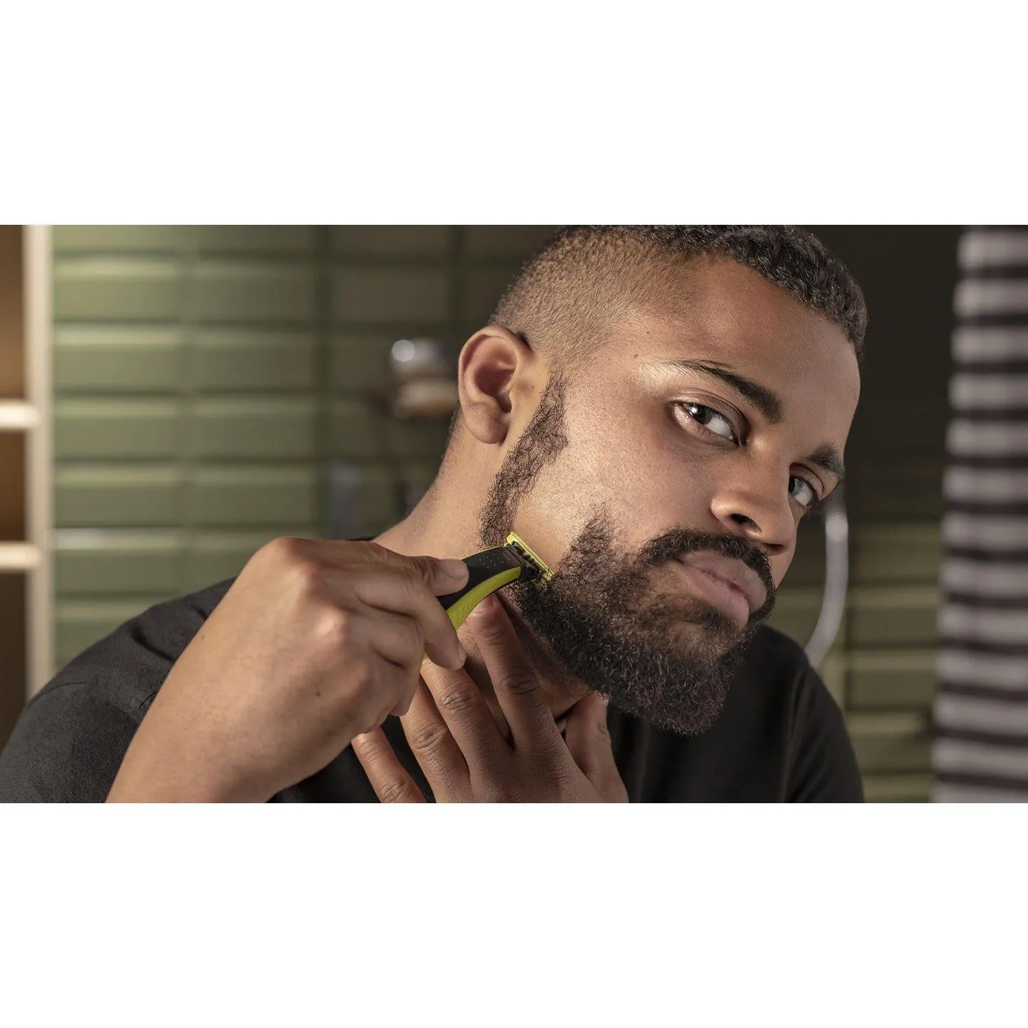 Philips Norelco OneBlade Face   Body Electric Trimmer and Shaver