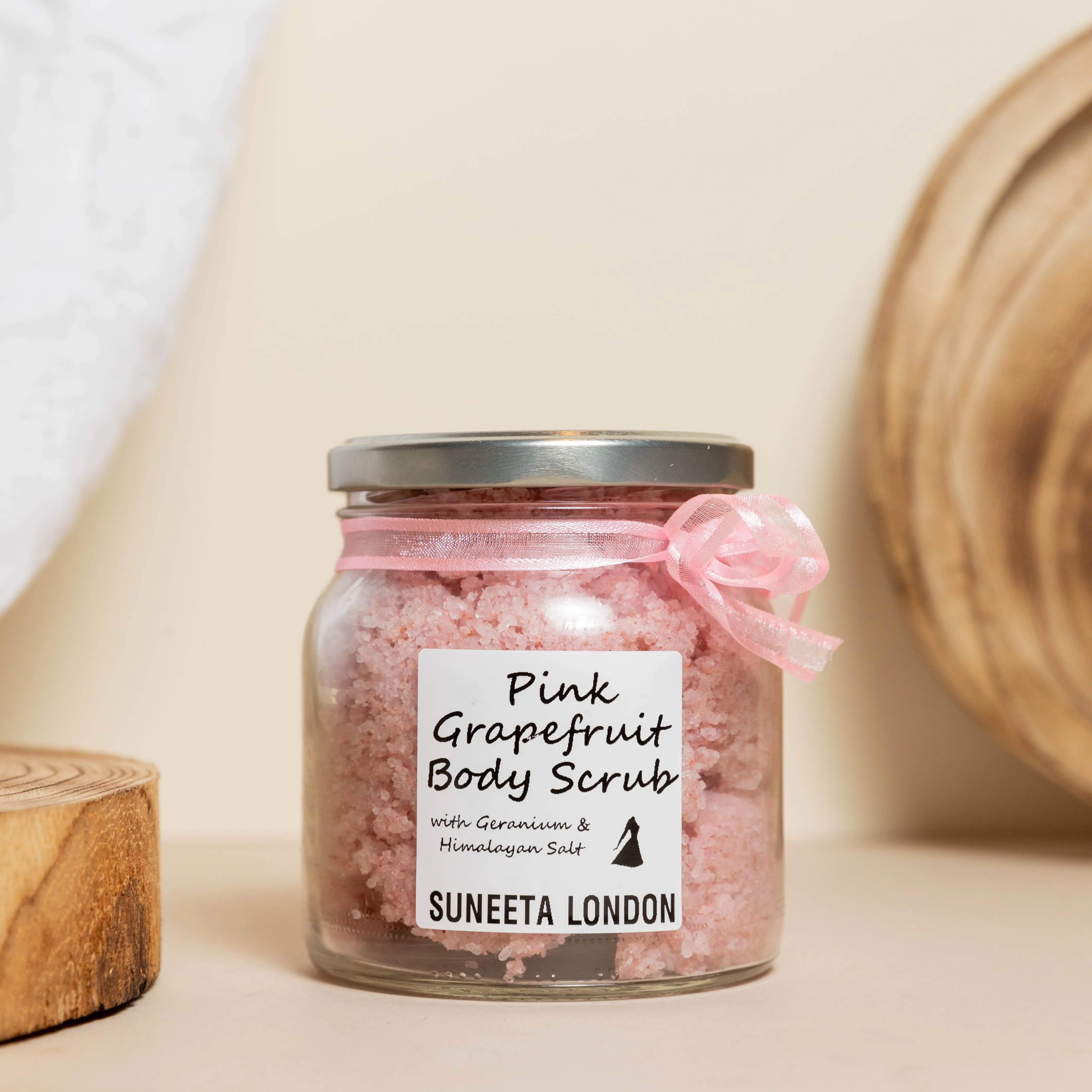 Pink Grapefruit & Geranium Himalayan Salt Body Scrub