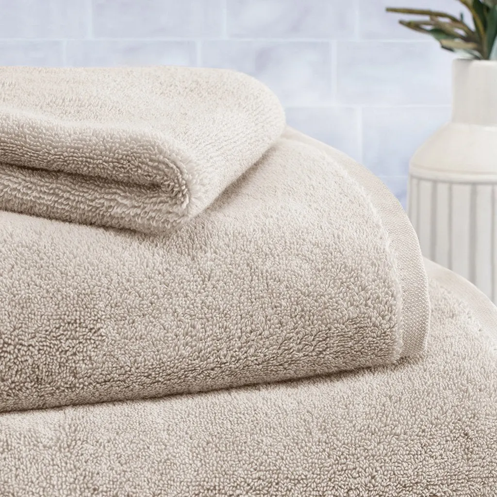 Plush Light Beige Towel Spa Bundle (2 Wash   2 Hand   4 Bath Towels)