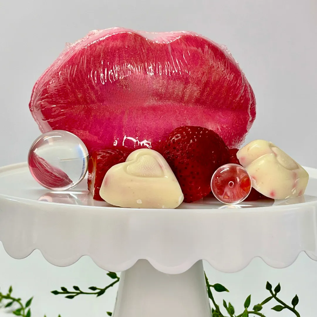 Pouty Lips Bath Bombs