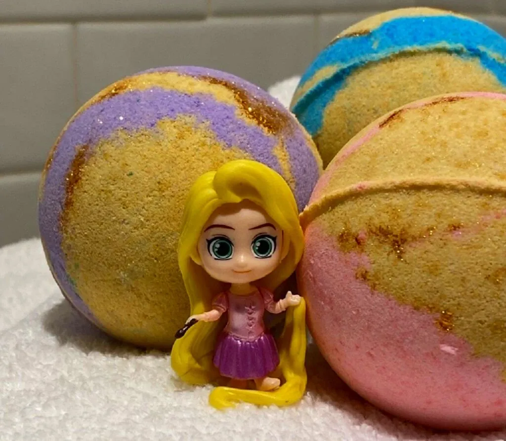Princess Kids Bath Bomb with Toy Inside