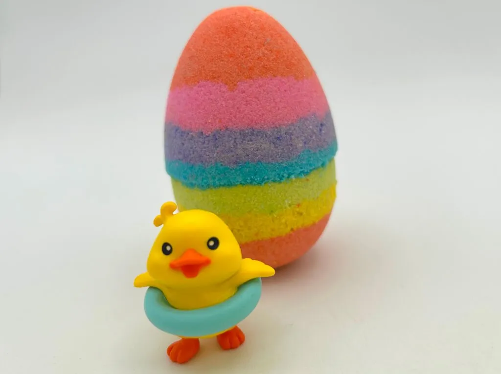 Rainbow Duck Egg Bath Bomb Gift Box with Toy Ducks Inside - 4 ct