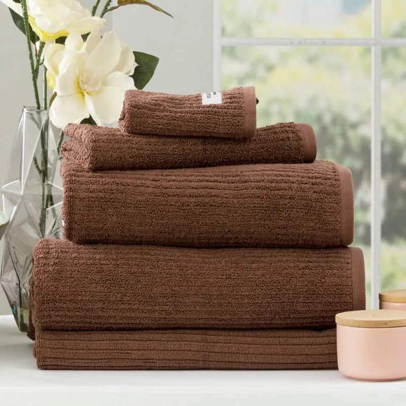 Renee Taylor Cobblestone 5 Piece Toffee Towel Pack
