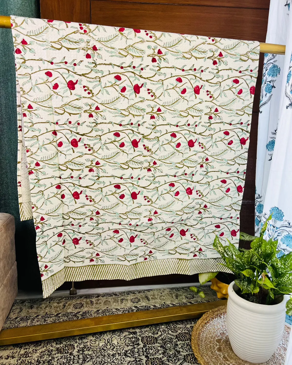 Rustic Leaf Bath Towel