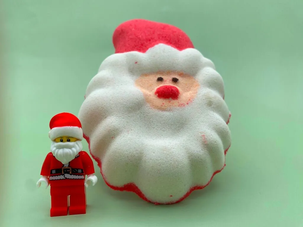 Santa Face Kids Bath Bomb with Santa Minifigure Inside