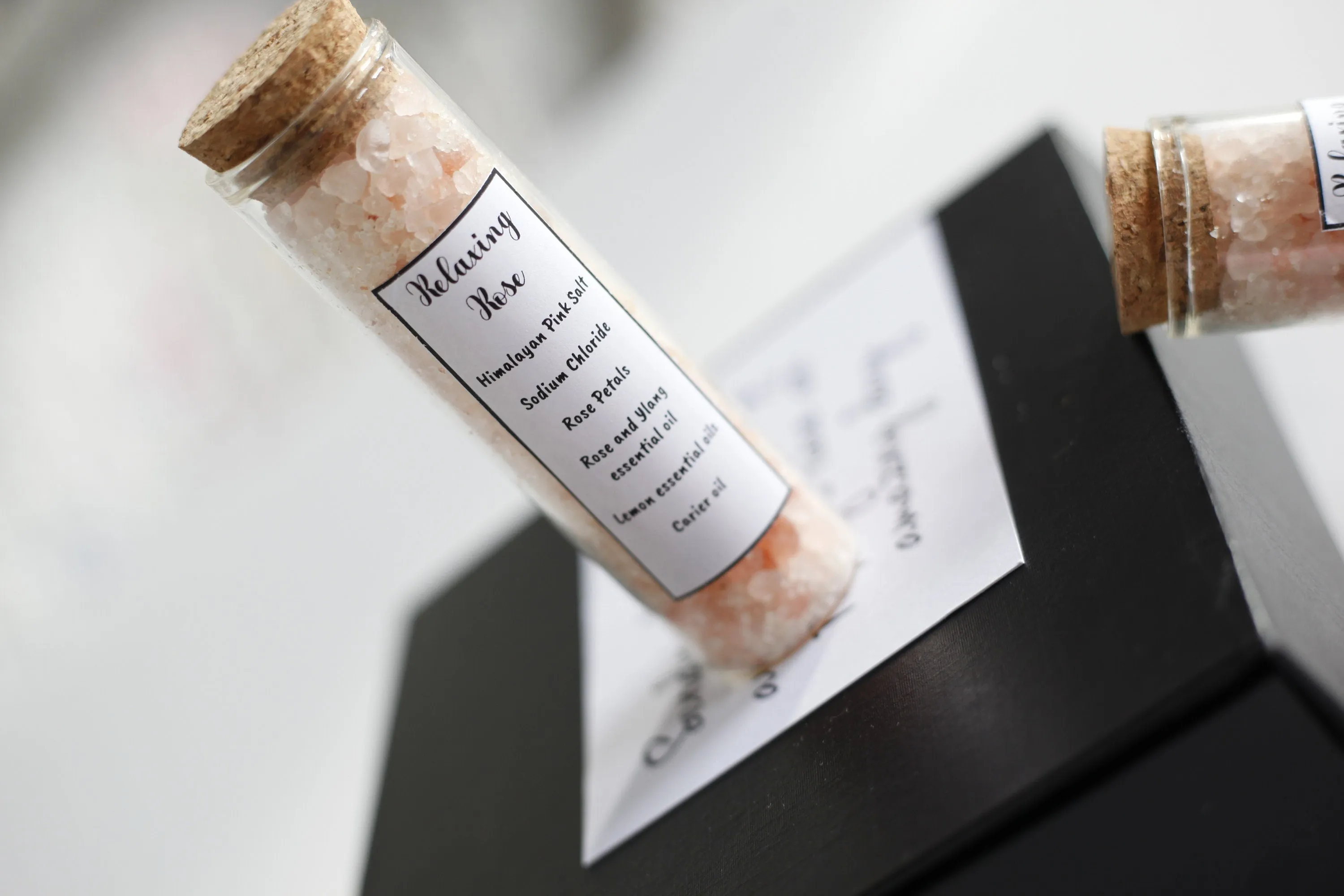 Small spa gift box for Eid, Ramadan, Bath salt , bath bomb, gift box for women, gifts for her, Eid gifts , Ladies Gifts