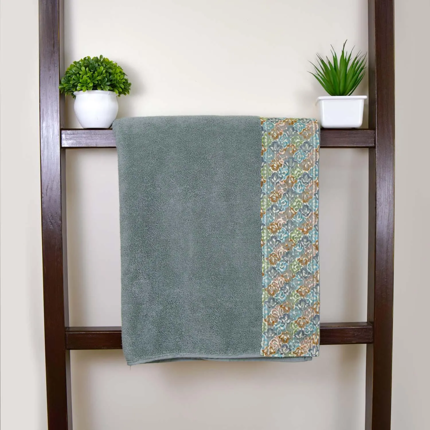 Sunshine 550 GSM Cotton Bath Towel | Ultra Soft, Extra Absorbent Luxurious Towels