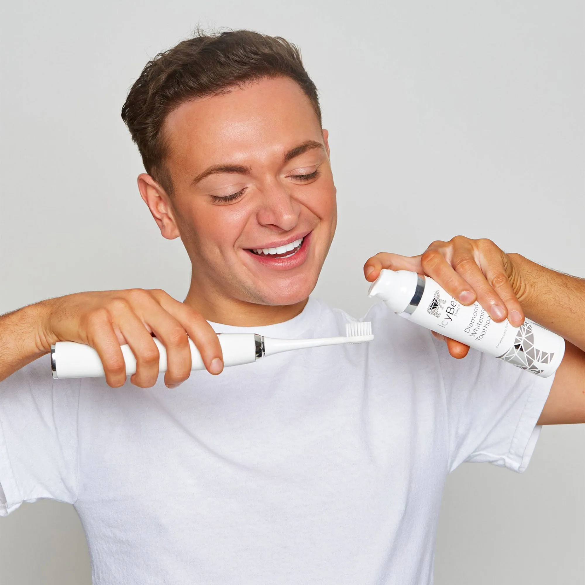 Teeth Whitening Toothpaste x2