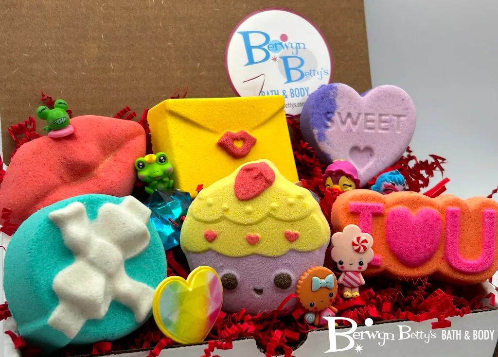 VALENTINE Kids Bath Bombs Collection - 6 ct