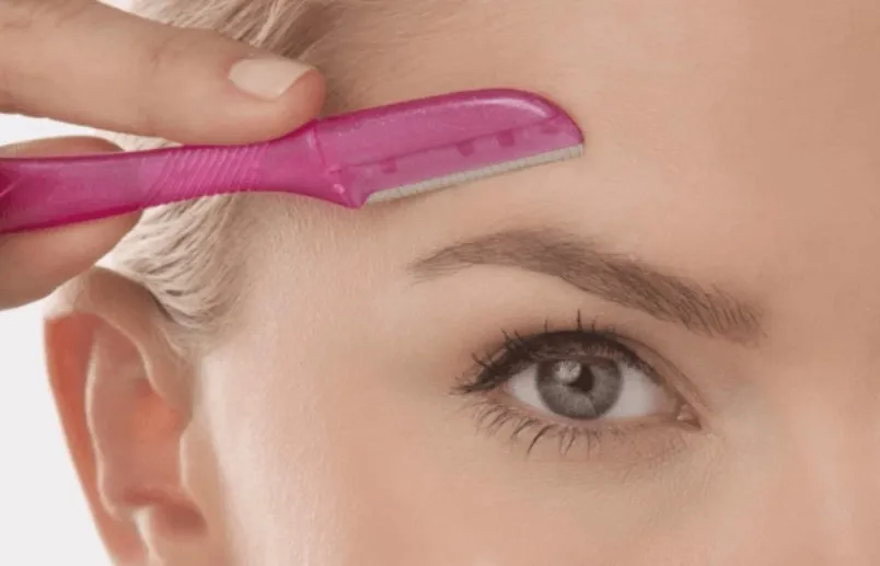 Wilkinson Sword Intuition Perfect Finish Eyebrow Shaper (3 Pack)